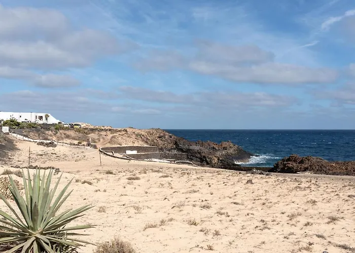 Willa Delmar Charco del Palo